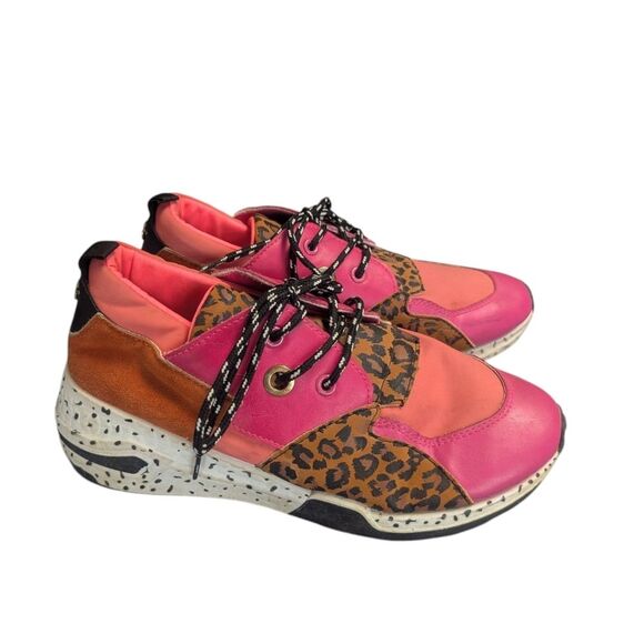 🛍️ Steve Madden Women's Cliff Sneaker "Snake" Size 9 w/ Cheetah Print - Picture 3 of 4